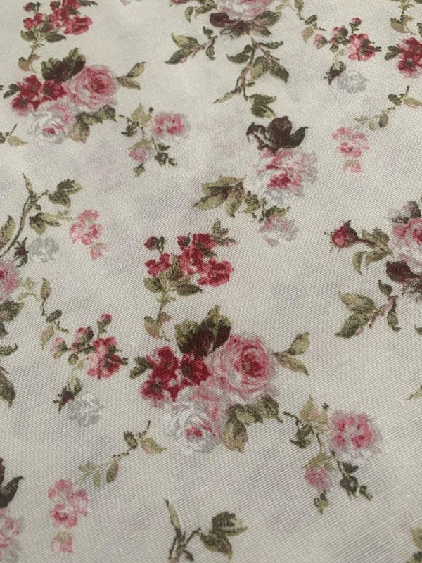 Loneta estampada FLOR LIBERTY ROSA 